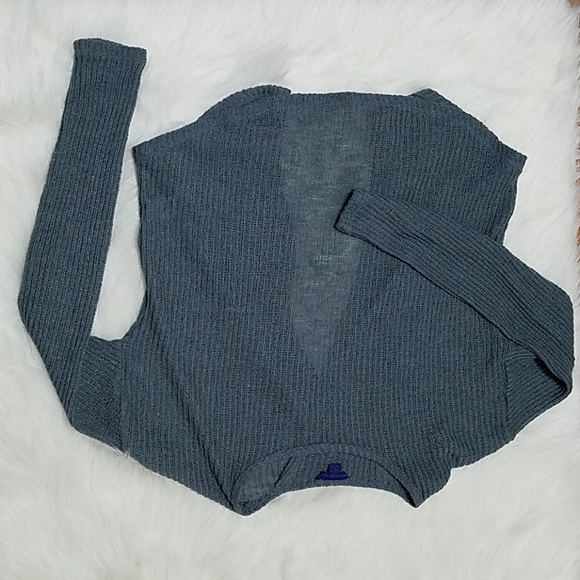 Aeropostale Sweater - Picture 2 of 4